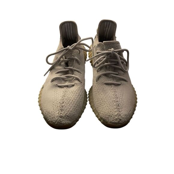 Yeezy Boost 350 V2 main image 4
